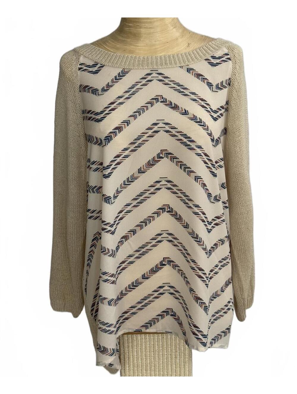 🆕LISTING🆕 DKNY Sweater/Blouse